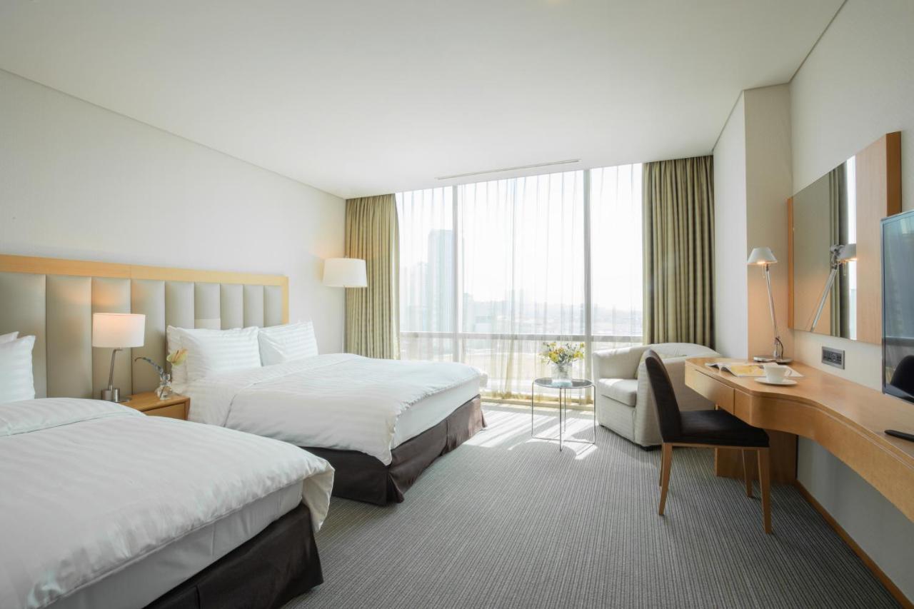 โรงแรม โซโน คาล์ม